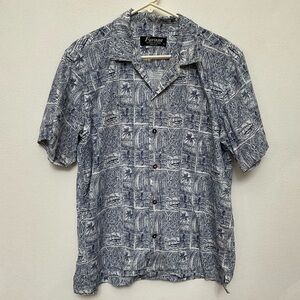 Favant Blue, White Short Sleeve Surfboard Button Down Hawaiian Shirt Size Large